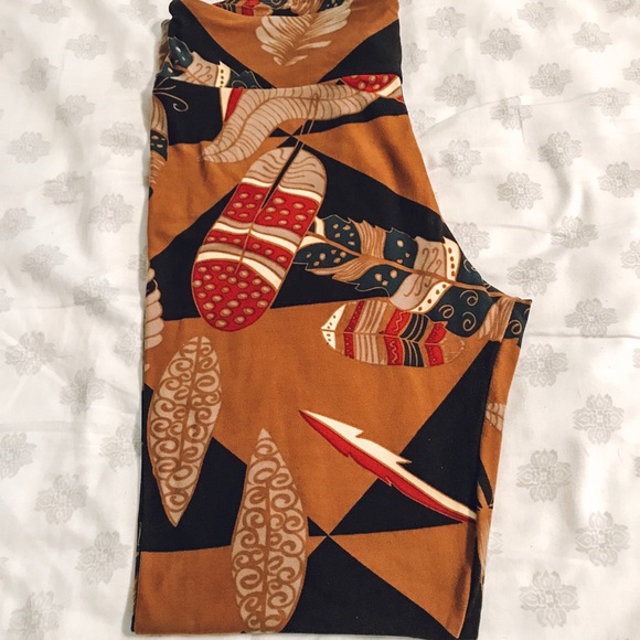 TC Lularoe Leggings - Picture 1 of 1